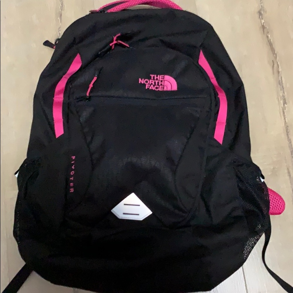 ❌SOLD❌ The North Face backpack new without tags